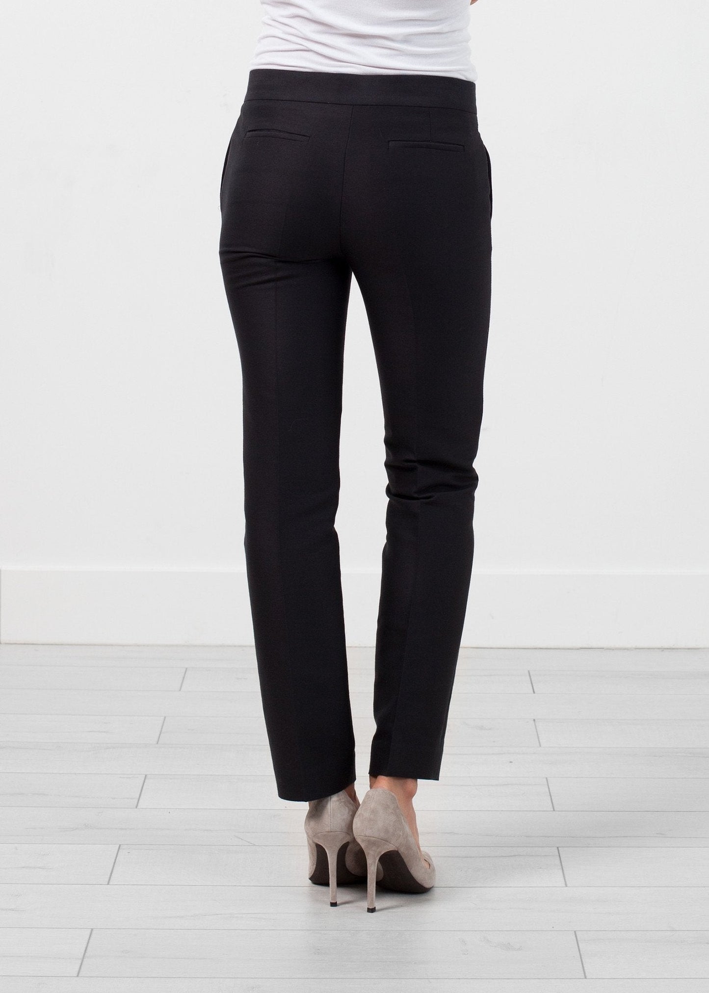 Pantalón Costura Recta en Negro