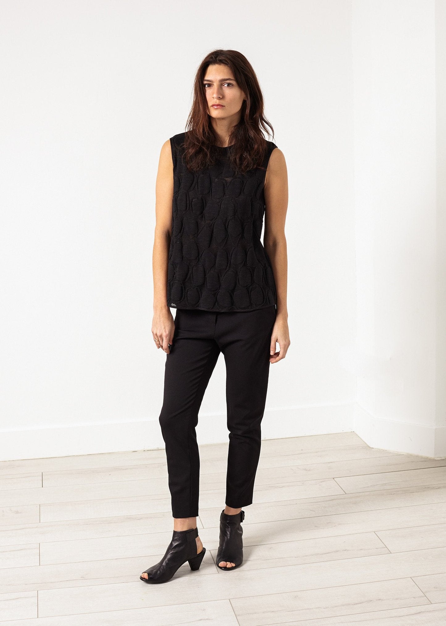 Zip Back Circle Blus i Svart