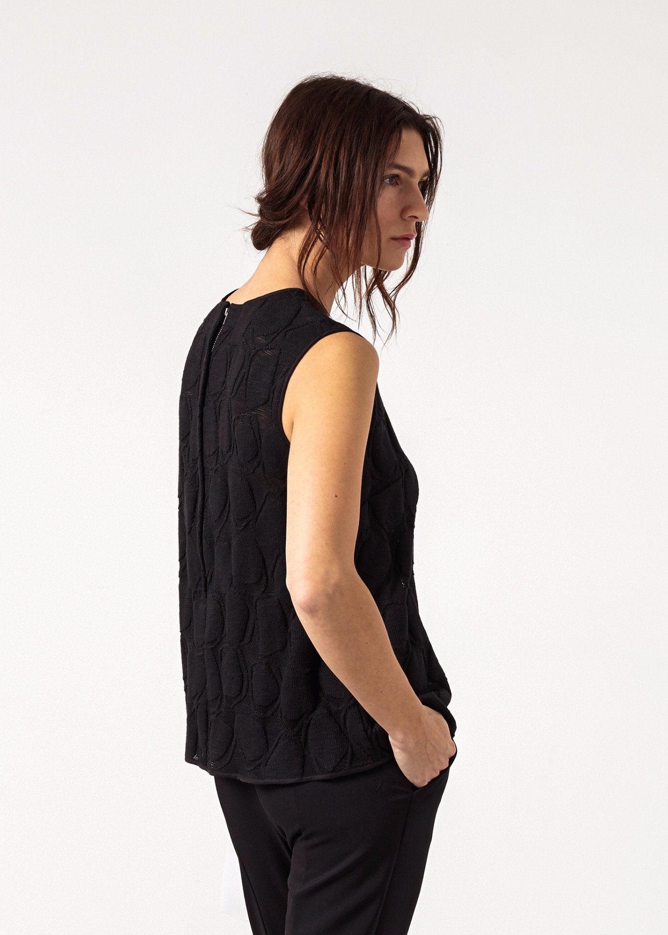 Zip Back Circle Blus i Svart