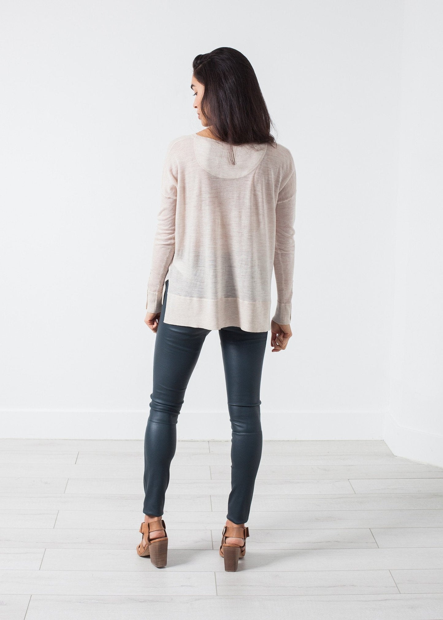 Pantalon en cuir Elenaso en gris froid