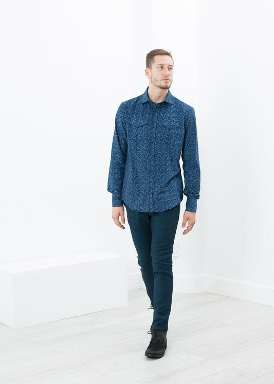 Western Arkansas Button-Up i blått blommigt