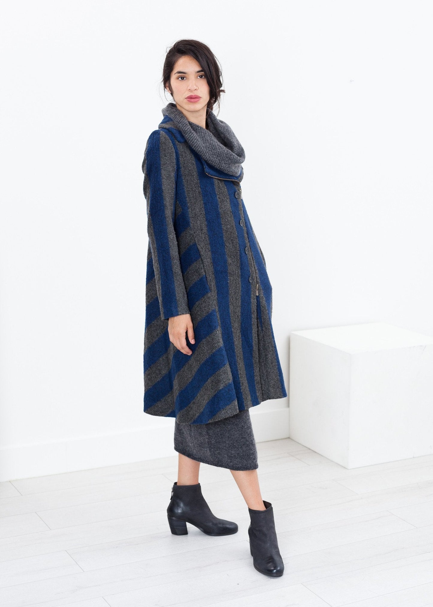 Cappotto Petale in argento/blu 