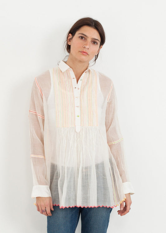 Chemisier arc-en-ciel transparent en blanc (!)