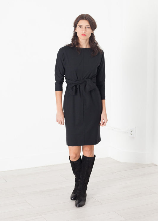 Robe à nouer à la taille en noir