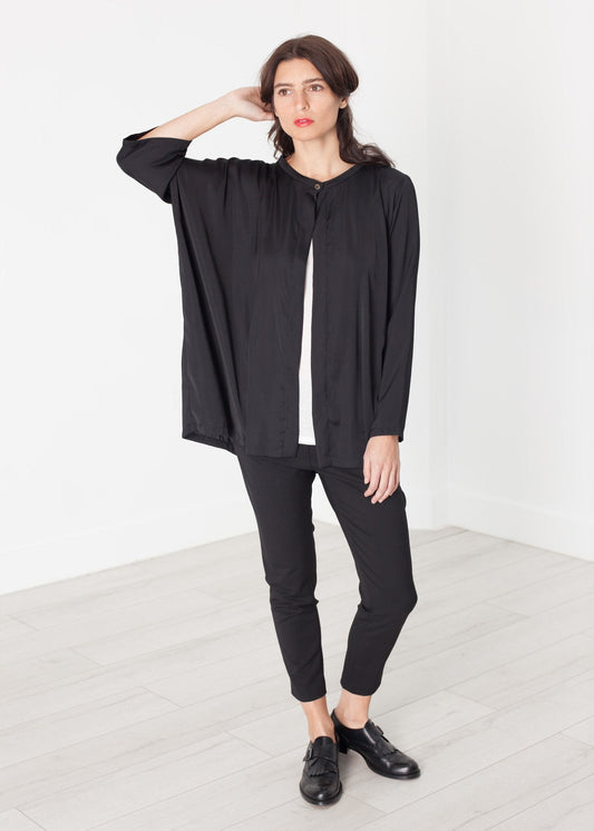 Obalanserad cardigan i svart