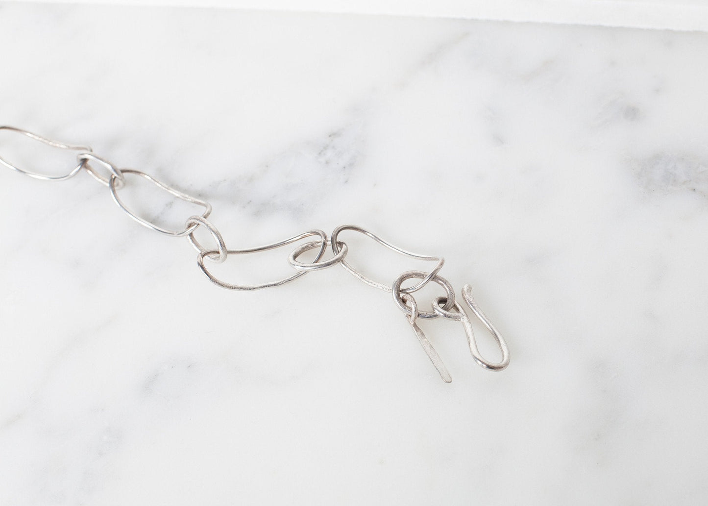 Armband 70 i borrat silver