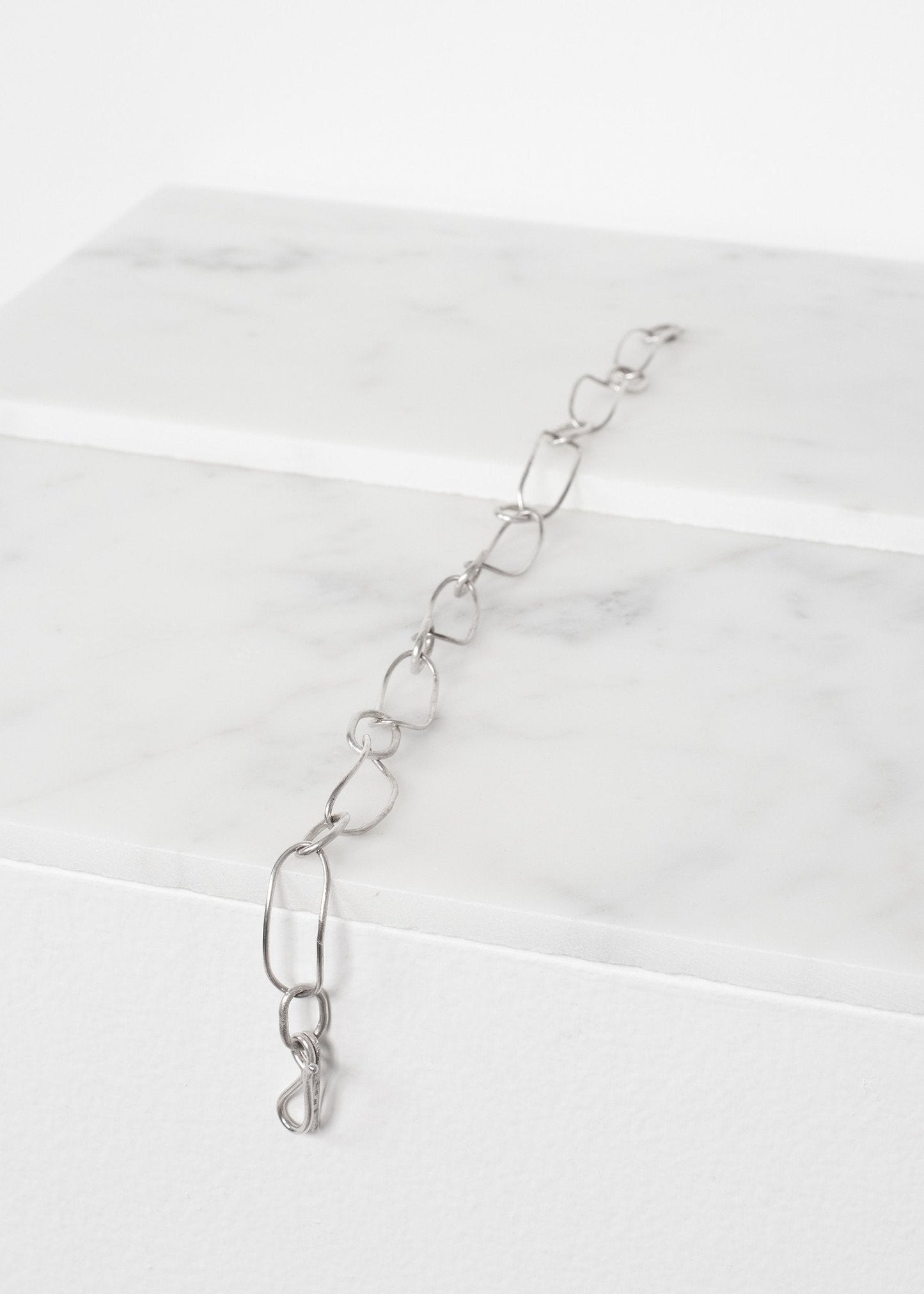 Armband 70 i borrat silver