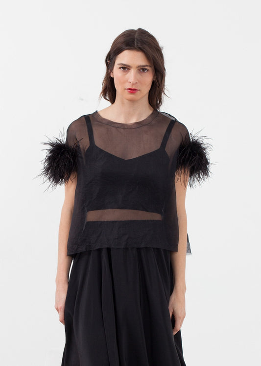 Haut en plumes d'organza