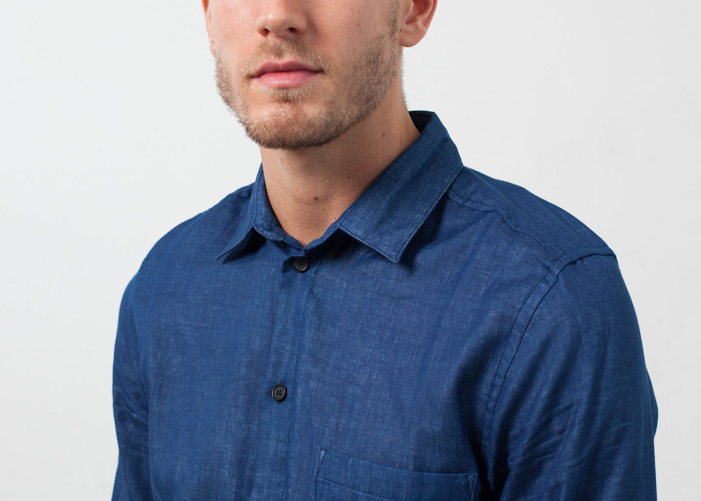Lässiges Indigo-Hemd