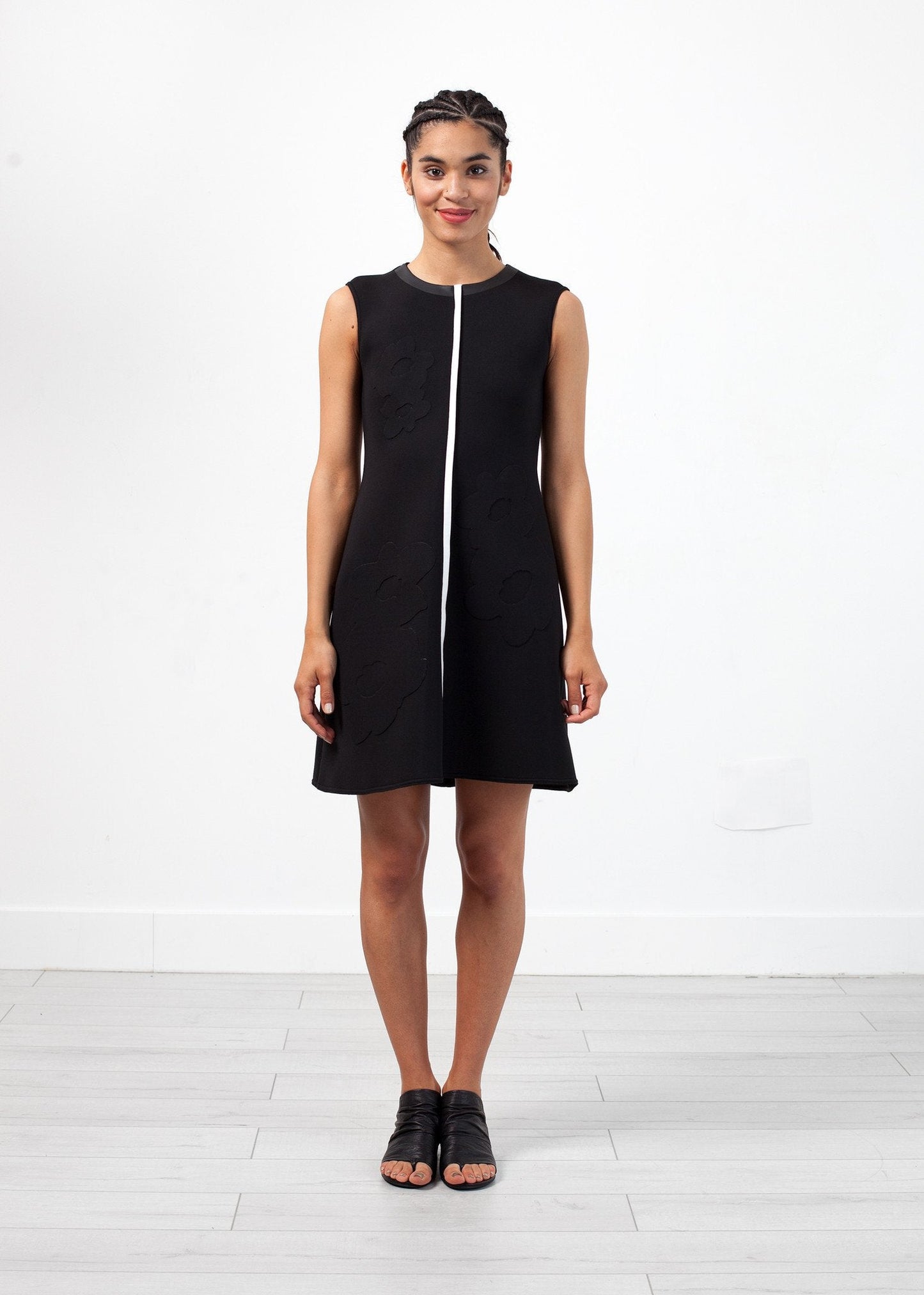 Neopren-Blumenkleid in Schwarz