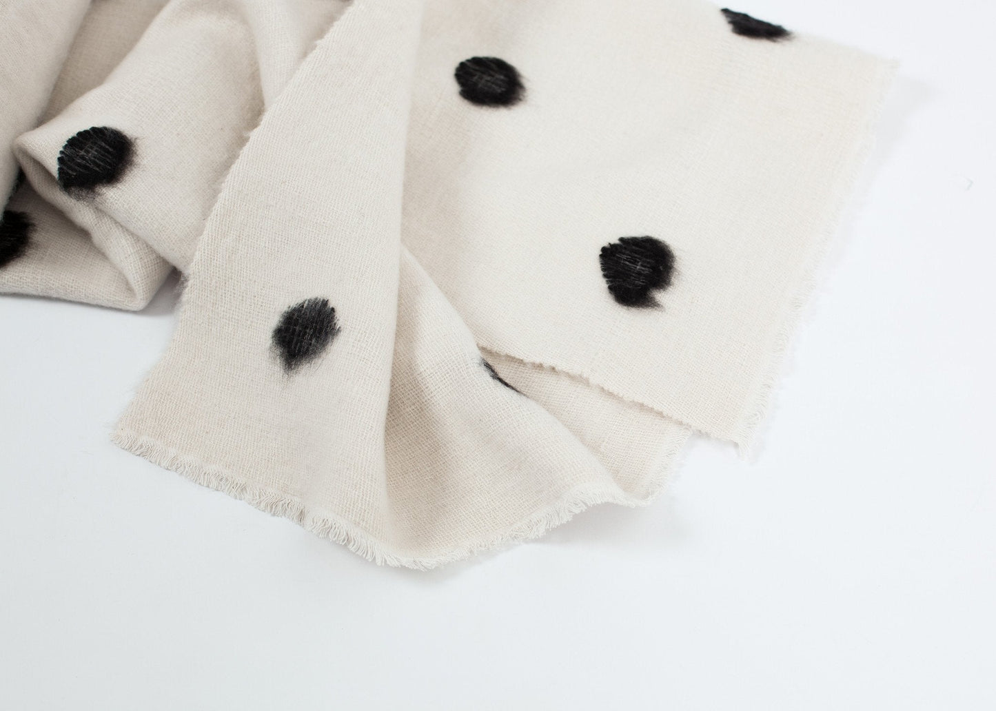 Cashmere Dot Sjal i Svart/Vit