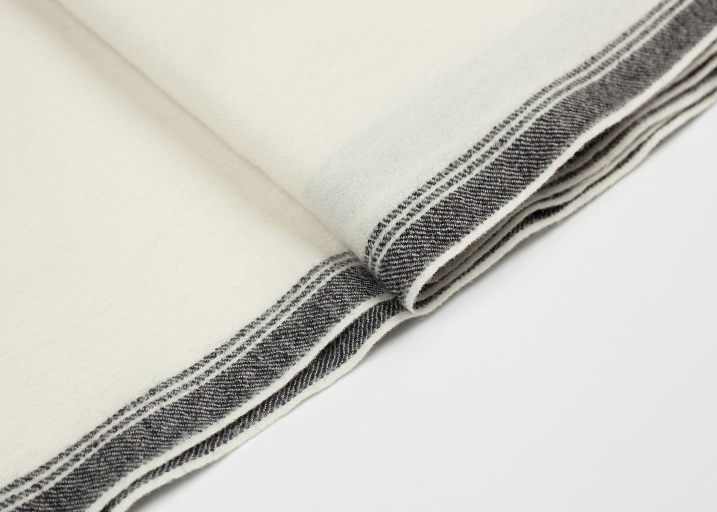 Kantad ullscarf i Off White